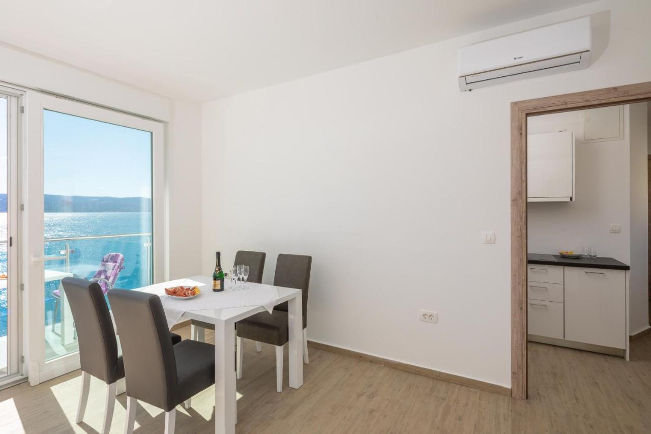 Apartamento Absolute Beach Holidays Dugi Rat Exterior foto